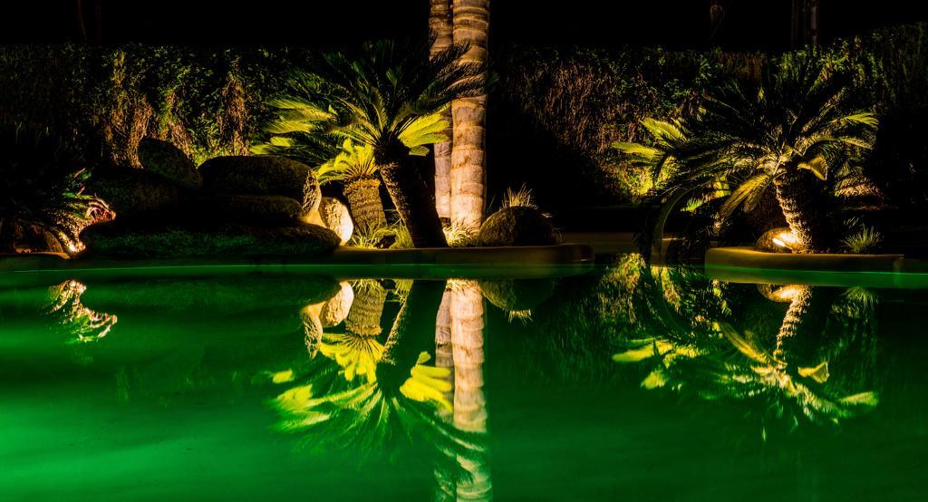 Hotel Dinajan ビラノーバ・デ・アロウサ エクステリア 写真